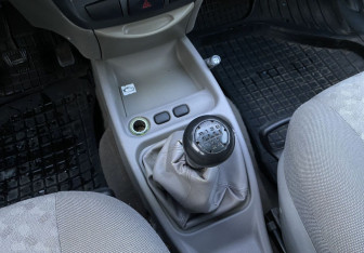 Подержанный автомобиль LADA (ВАЗ) Kalina Wagon 2010 года (17 фото)