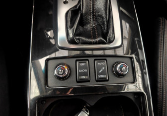 Подержанный автомобиль Infiniti FX 2011 года (18 фото)