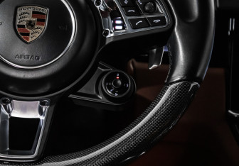 Подержанный автомобиль Porsche Cayenne 2018 года (19 фото)