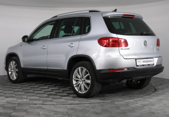 Подержанный автомобиль Volkswagen Tiguan 2013 года (7 фото)