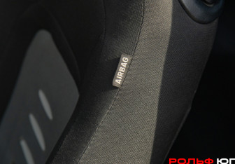 Подержанный автомобиль Kia Ceed Hatchback 2013 года (9 фото)