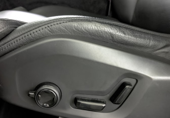 Подержанный автомобиль Volvo XC60 2021 года (27 фото)