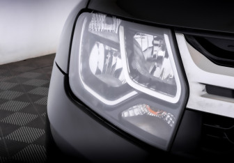 Подержанный автомобиль Renault Duster 2017 года (17 фото)