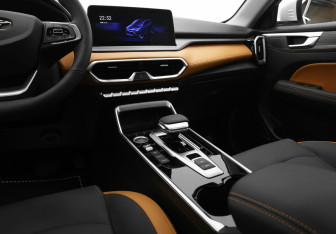 Подержанный автомобиль Kaiyi X3 Pro 2024 года (11 фото)