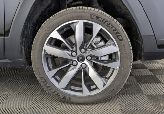 Новый Москвич 3е 2024 (12 фото)