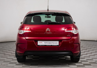 Подержанный автомобиль Citroen C4 Hatchback 2011 года (6 фото)