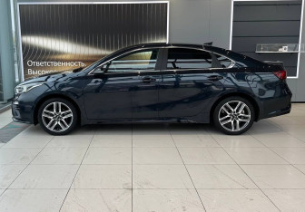 Подержанный автомобиль Kia Cerato Sedan 2020 года (8 фото)