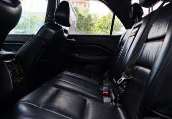 Подержанный автомобиль Acura MDX 2002 года (9 фото)