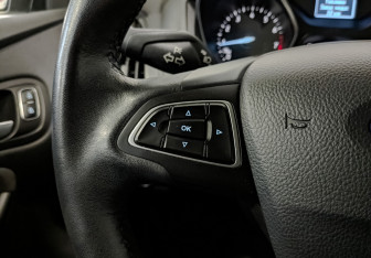 Подержанный автомобиль Ford Focus Sedan 2018 года (26 фото)