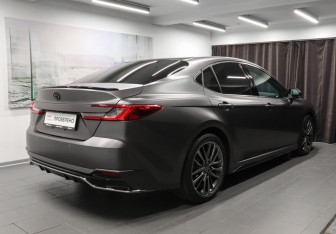 Подержанный автомобиль Toyota Camry Sedan 2025 года (4 фото)