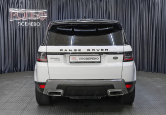 Подержанный автомобиль Land Rover Range Rover Sport 2018 года (6 фото)