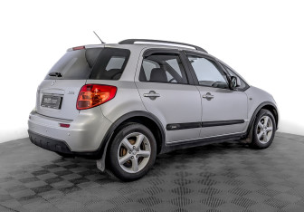 Подержанный автомобиль Suzuki SX4 Hatchback 2007 года (5 фото)