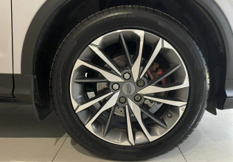 Подержанный автомобиль Geely Coolray 2020 года (21 фото)