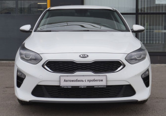 Подержанный автомобиль Kia Ceed Hatchback 2018 года (2 фото)