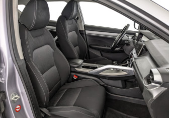 Подержанный автомобиль Geely Coolray 2022 года (24 фото)