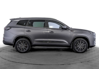 Подержанный автомобиль Chery Tiggo 8 Pro Max 2023 года (4 фото)