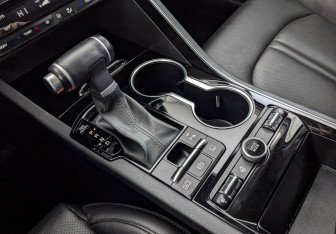 Подержанный автомобиль Kia K5 2021 года (28 фото)