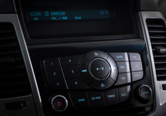 Подержанный автомобиль Chevrolet Cruze Sedan 2012 года (16 фото)