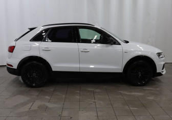 Подержанный автомобиль Audi Q3 2017 года (7 фото)