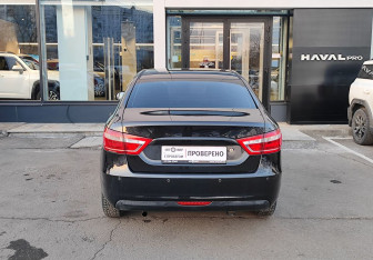 Подержанный автомобиль LADA (ВАЗ) Vesta Sedan 2017 года (6 фото)