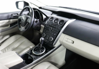 Подержанный автомобиль Mazda CX-7 2011 года (5 фото)
