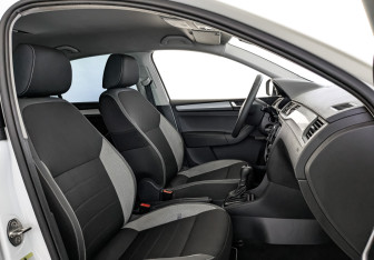 Подержанный автомобиль Skoda Rapid Liftback 2019 года (24 фото)