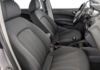 Подержанный автомобиль SEAT Ibiza Wagon 2011 года (24 фото)