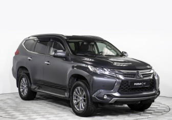 Подержанный автомобиль Mitsubishi Pajero Sport 2019 года (3 фото)