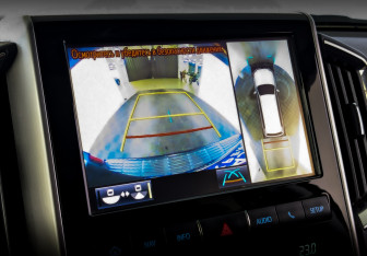 Подержанный автомобиль Toyota Land Cruiser Suv 2017 года (29 фото)