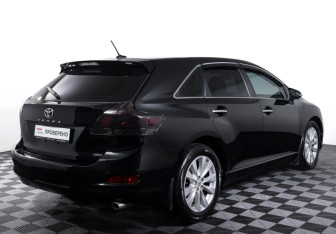 Подержанный автомобиль Toyota Venza 2013 года (5 фото)