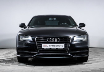 Подержанный автомобиль Audi A7 2012 года (2 фото)