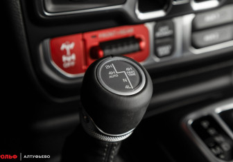 Новый Jeep Wrangler 2025 (21 фото)