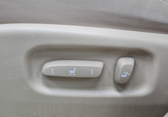 Подержанный автомобиль Lexus RX 2012 года (26 фото)