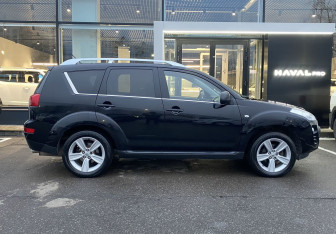 Подержанный автомобиль Peugeot 4007 2011 года (4 фото)
