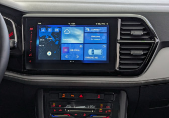 Подержанный автомобиль Jetta VS7 2023 года (15 фото)