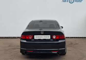 Подержанный автомобиль Honda Accord Sedan 2007 года (6 фото)