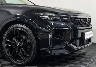 Подержанный автомобиль Voyah Free 2023 года (20 фото)