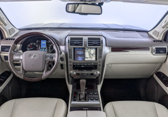 Подержанный автомобиль Lexus GX 2018 года (14 фото)
