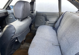 Подержанный автомобиль Москвич 2141 1990 года (10 фото)