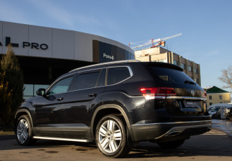 Подержанный автомобиль Volkswagen Teramont 2019 года (5 фото)