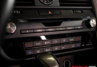 Подержанный автомобиль Lexus RX 2019 года (19 фото)