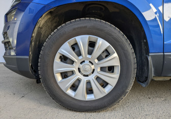 Подержанный автомобиль Skoda Karoq 2021 года (12 фото)