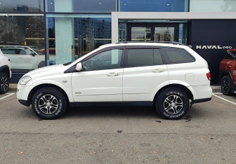 Подержанный автомобиль SsangYong Kyron 2014 года (8 фото)