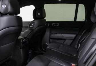 Подержанный автомобиль LiXiang L7 2024 года (13 фото)