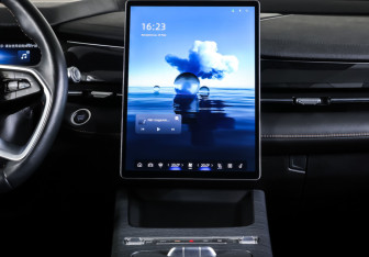 Подержанный автомобиль Geely Preface 2024 года (14 фото)