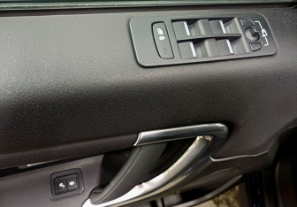 Подержанный автомобиль Land Rover Discovery Sport 2018 года (20 фото)