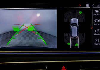 Подержанный автомобиль BMW X5 2019 года (19 фото)