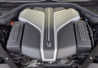 Подержанный автомобиль Rolls-Royce Ghost 2024 года (9 фото)
