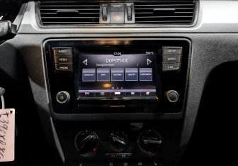 Подержанный автомобиль Skoda Rapid Liftback 2019 года (15 фото)