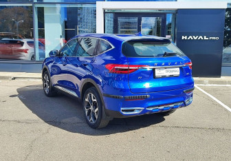 Подержанный автомобиль Haval F7 2021 года (7 фото)